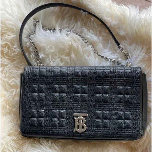 Burberry Signature Color – Size Medium, Slightly Used, Great Condition Burberry Signature Color – Size Medium, Slightly Used, Great  main image 4